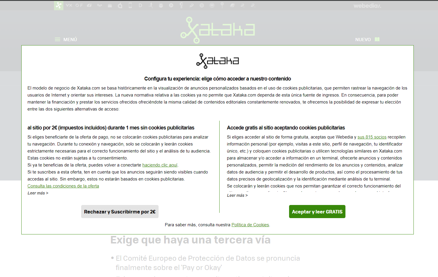 Captura de pantalla de Xataka donde aparece el aviso de cookies: puedes pagar 2 euros al mes o aceptar el mercadeo de tu privacidad
